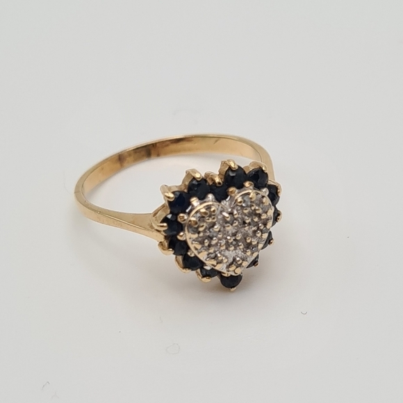 IGC Jewelry 14K Solid Yellow Gold Heart Shaped Ring US Size 7.5 - Picture 2 of 12